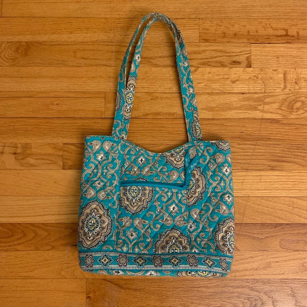 Vera Bradley Totally Turquoise Bucket Tote